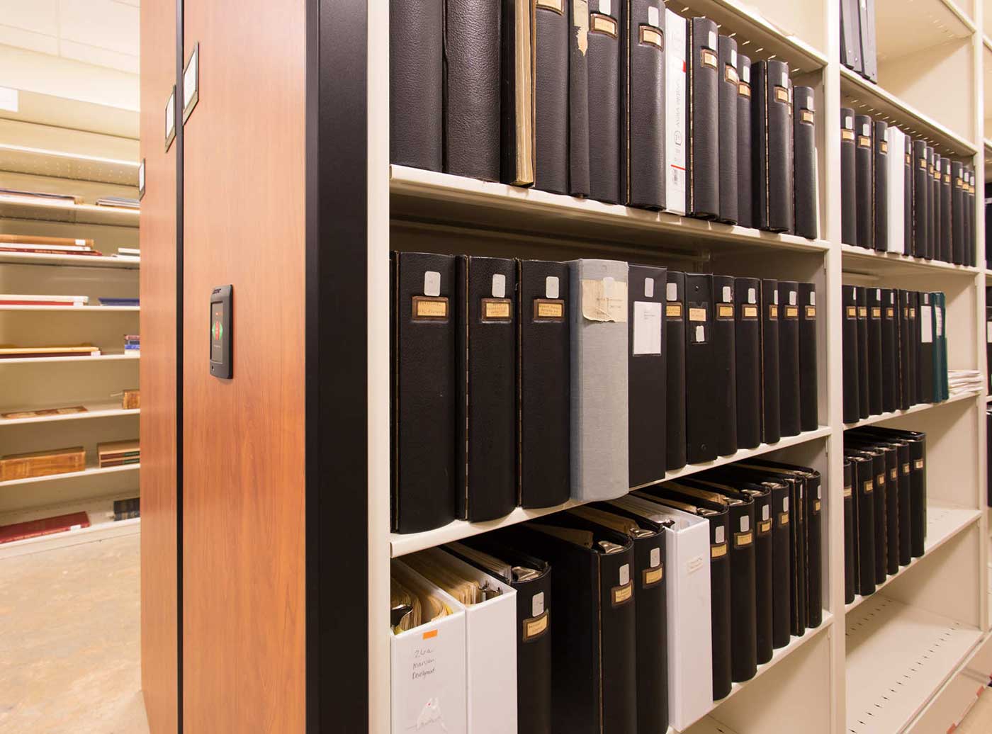 binder storage for historic paper storage