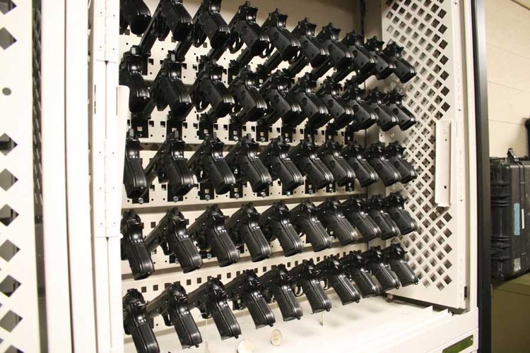 uwr pistol rack