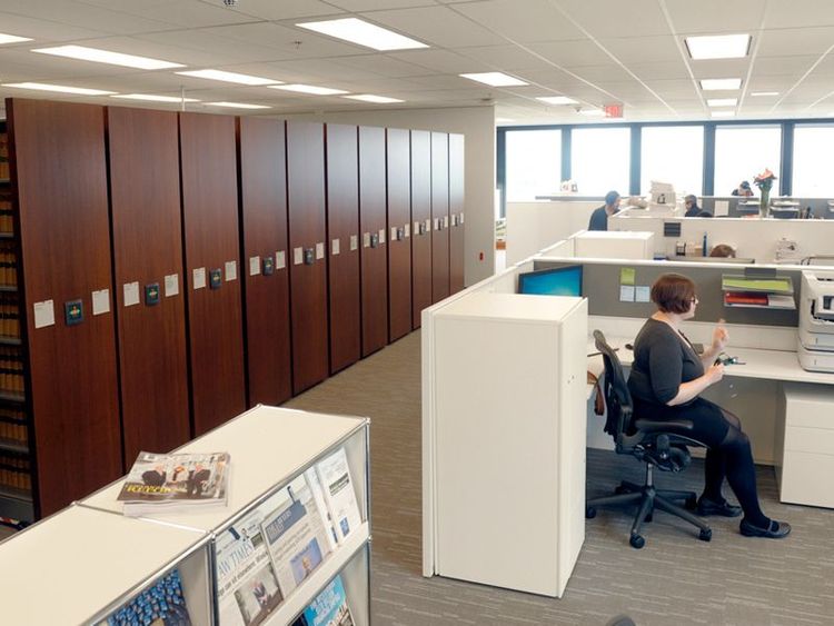office powered mobile system with woodgrain end panels
