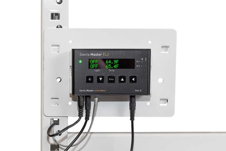 universal mounting bracket for electronic system controls