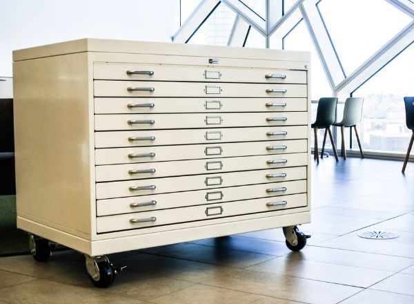 rollable flat-file cabinet