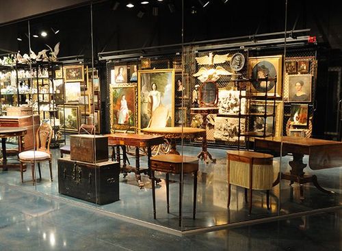 museum hanging art rack display