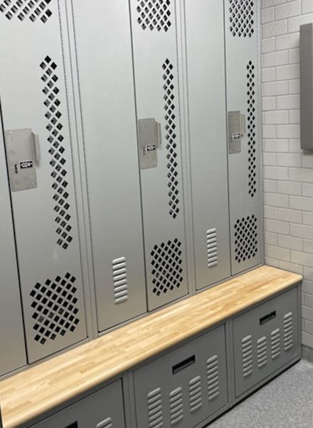 sturdy lockers with bench