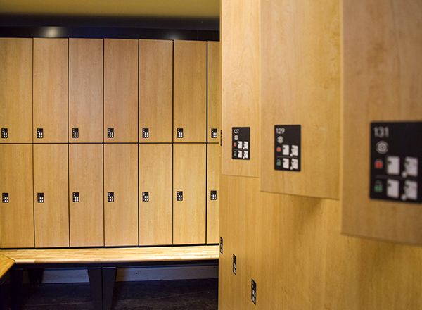 touchless spacesaver lockers in spa locker room